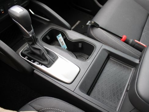 Used 2025 Nissan Frontier SV image 24