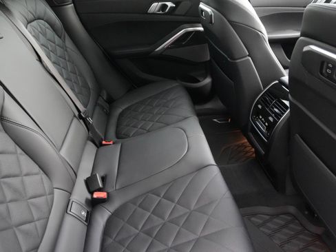 Certified 2025 BMW X6 xDrive40i w/ Climate Comfort Package image 37