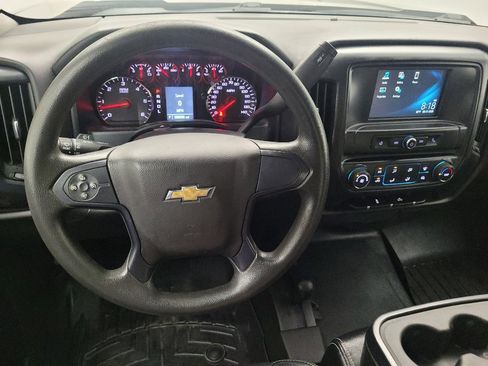 Used 2019 Chevrolet Silverado 1500 Custom AWD/4WD image 22
