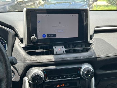 Used 2025 Toyota RAV4 XLE w/ Convenience Package AWD/4WD image 21