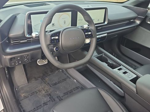 New 2025 Hyundai Ioniq 6 Limited image 24