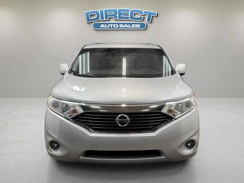 Used 2017 Nissan Quest SV image 2