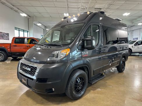 Used 2021 RAM ProMaster 1500 w/ Convenience Group FWD image 4