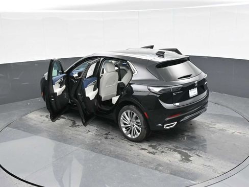 New 2025 Buick Envision Avenir image 39