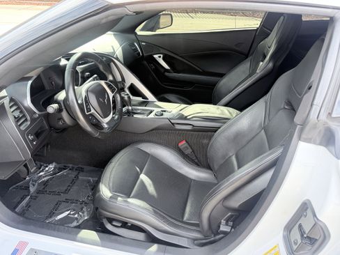 Used 2017 Chevrolet Corvette Stingray Coupe w/ Carbon Flash Badge Package image 26