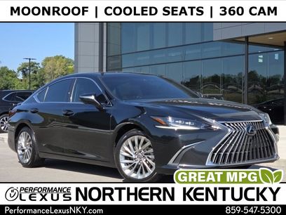 Used 2023 Lexus ES 300h Ultra Luxury w/ Accessory Package (Z2)