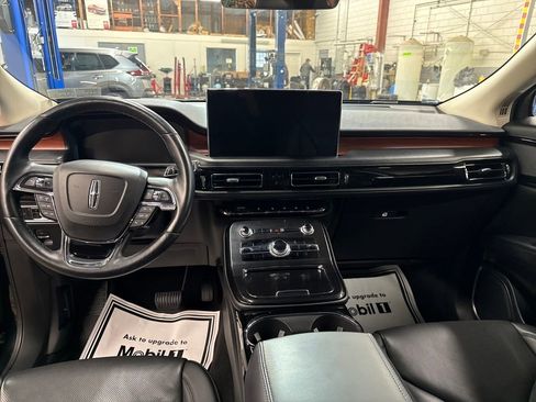 Used 2022 Lincoln Nautilus Reserve w/ Monochromatic Package image 25