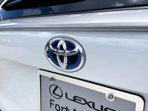 Used 2024 Toyota RAV4 Limited w/ Advanced Technology Package AWD/4WD image 31