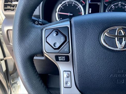 Used 2024 Toyota 4Runner TRD Sport w/ Technology Package AWD/4WD image 24