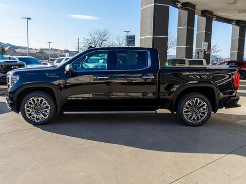 Used 2023 GMC Sierra 1500 Denali Ultimate image 4