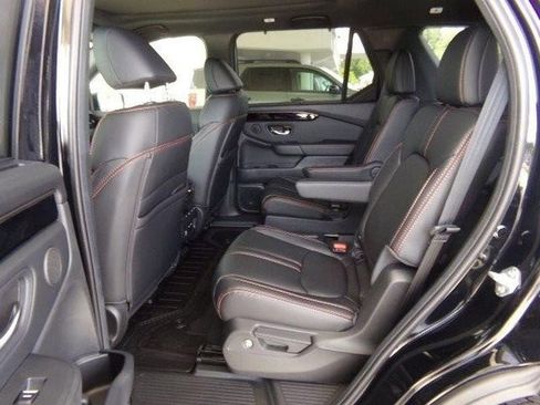 New 2025 Honda Pilot TrailSport image 16