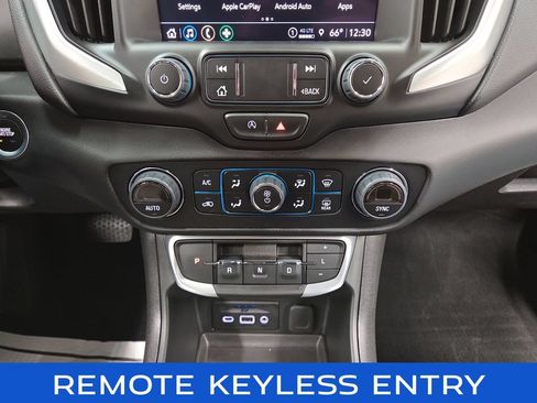 Used 2023 GMC Terrain SLT w/ Tech Package AWD/4WD image 16