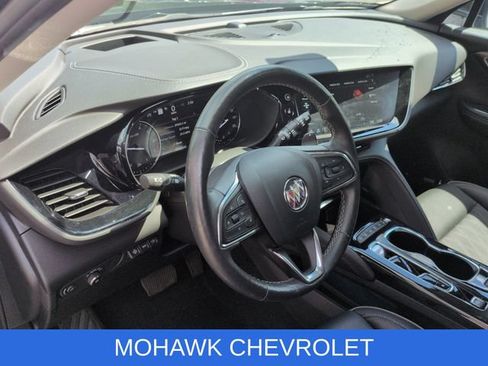 Used 2023 Buick Envision Avenir AWD/4WD image 9