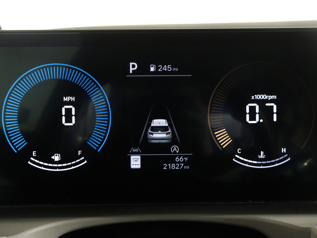 Certified 2025 Hyundai Tucson SE AWD/4WD image 33