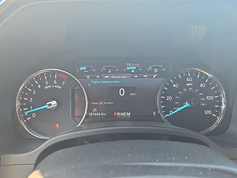 Used 2019 Ford Expedition Limited w/ Equipment Group 303A RWD image 11