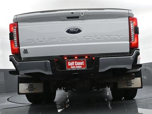 Used 2026 Ford F450 Lariat w/ FX4 Off-Road Package AWD/4WD image 35