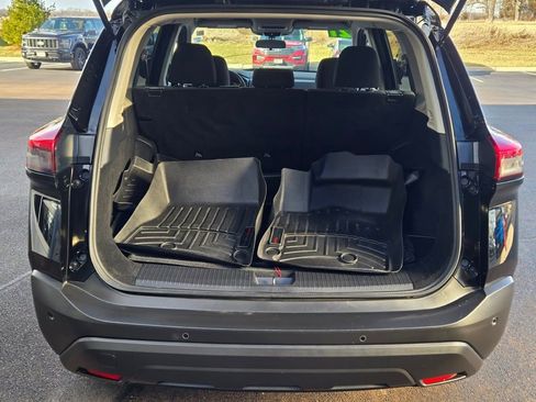 Used 2021 Nissan Rogue S image 12