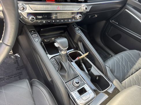 Used 2025 Kia Telluride SX Prestige X-Line image 29