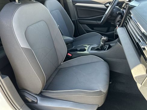 Used 2026 Volkswagen Jetta Sport FWD image 8