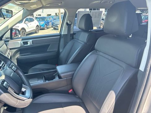 Used 2024 Hyundai Santa Fe SEL FWD image 15