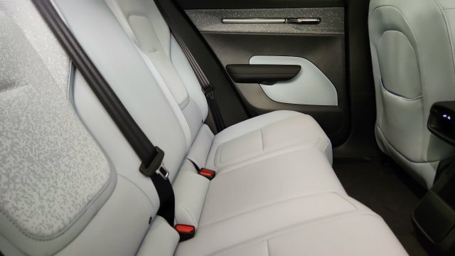 New 2026 Volvo EX30 Ultra w/ Protection Package AWD/4WD image 28