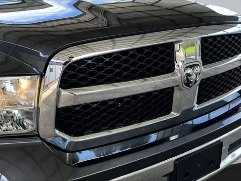 Used 2022 RAM 1500 Classic SLT RWD image 30