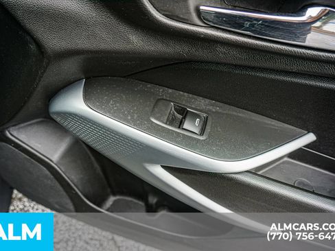 Used 2024 Chevrolet Trax LS FWD image 46