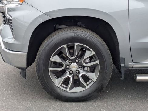 Used 2023 Chevrolet Silverado 1500 LT image 10