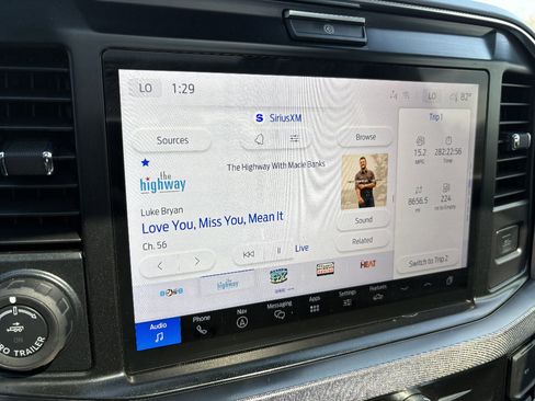 Used 2026 Ford F350 Platinum image 36