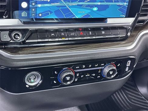 Used 2022 Chevrolet Silverado 1500 LT image 16