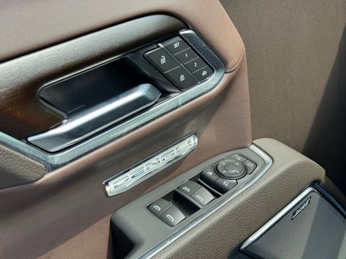 New 2025 GMC Sierra 1500 Denali image 18