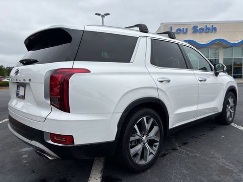 Used 2022 Hyundai Palisade SEL w/ Premium Package FWD image 6