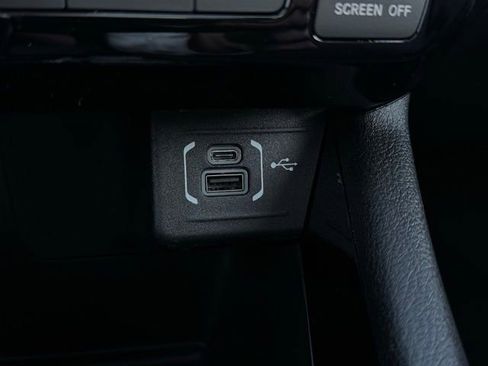 New 2026 Jeep Compass Latitude w/ Sun and Sound Group image 32