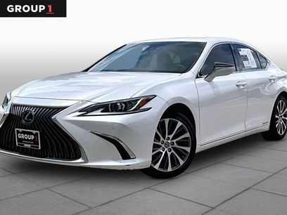 Certified 2021 Lexus ES 300h w/ Premium Package