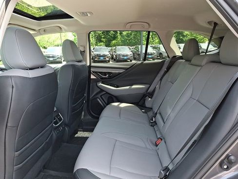 Used 2025 Subaru Outback Limited w/ Popular Package #2 AWD/4WD image 10