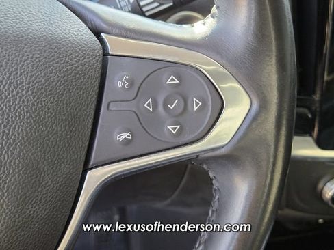 Used 2020 Chevrolet Traverse LT FWD image 24