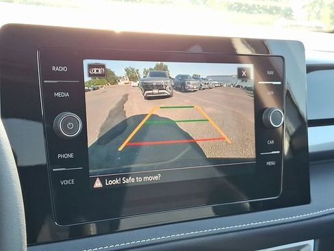 New 2025 Volkswagen Taos SEL image 13