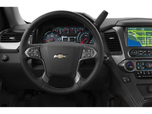 Used 2015 Chevrolet Suburban LT w/ Luxury Package AWD/4WD image 10