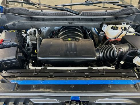 Used 2025 Chevrolet Silverado 1500 ZR2 w/ Technology Package AWD/4WD image 29