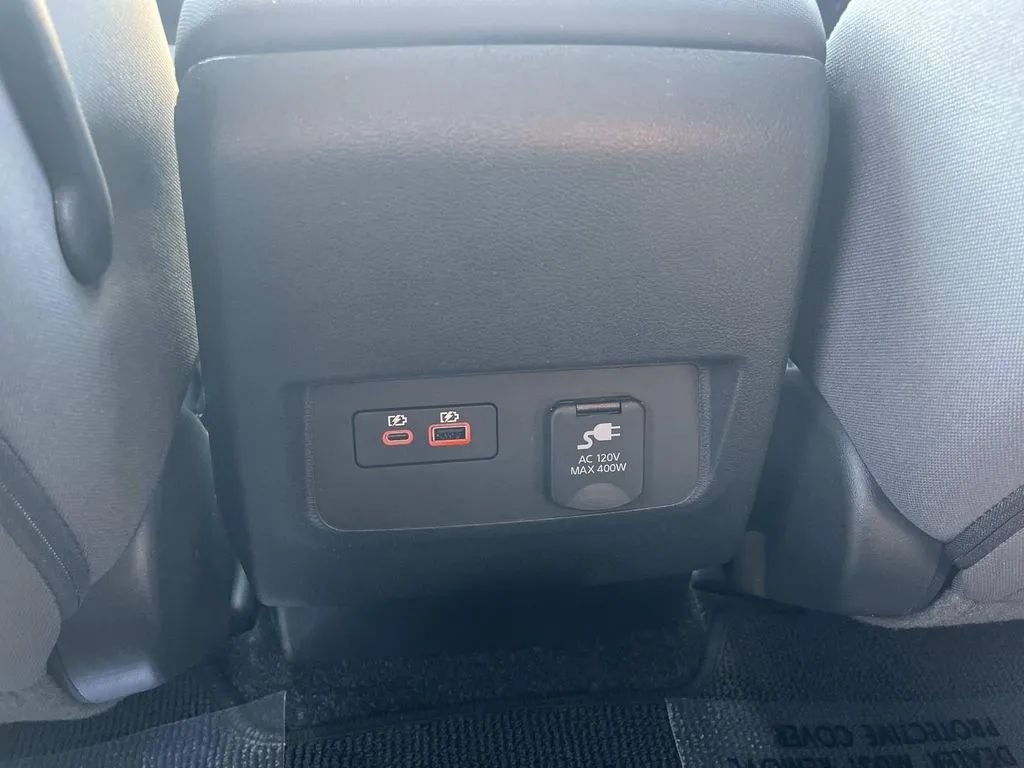 Used 2023 Nissan Frontier SV w/ SV Convenience Package AWD/4WD image 18