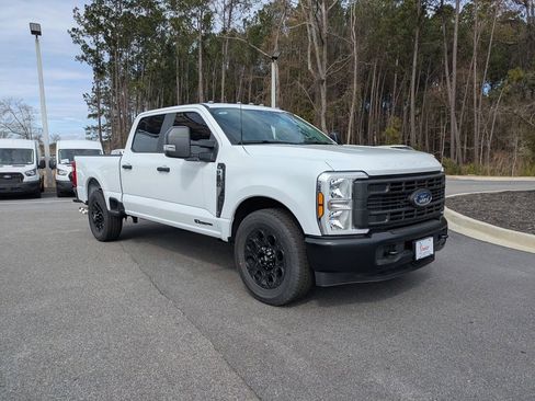 New 2026 Ford F250 XL RWD image 2