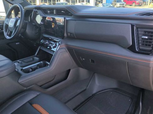 Used 2024 GMC Sierra 2500 AT4 w/ AT4 Premium Plus Package AWD/4WD image 29