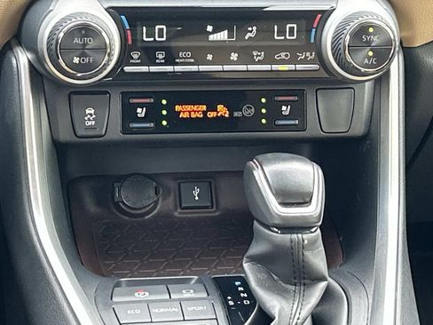 Used 2021 Toyota RAV4 Limited w/ Limited Grade Weather Package FWD image 30