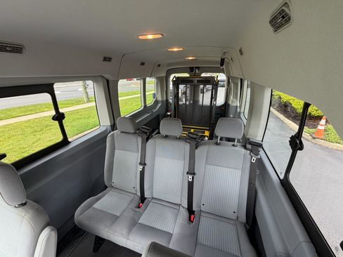 Used 2018 Ford Transit 350 XL RWD image 24