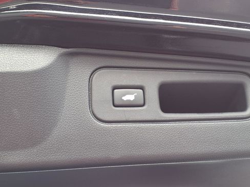 Used 2025 Honda Passport Black Edition image 8