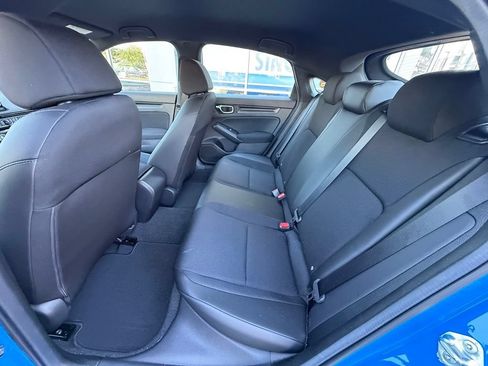 Used 2025 Honda Civic Sport image 11