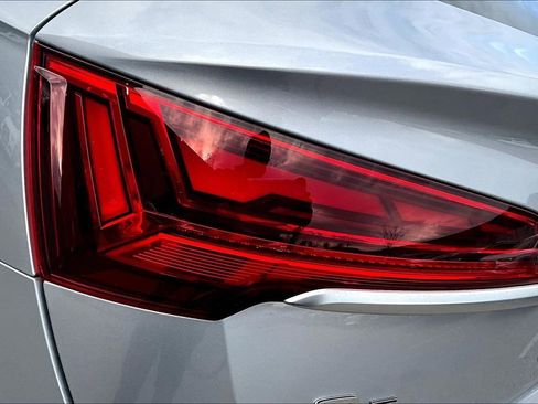 Used 2023 Audi Q5 2.0T Premium w/ Convenience Package image 23