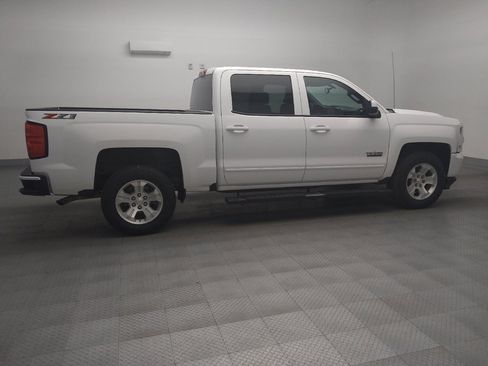 Used 2018 Chevrolet Silverado 1500 LT w/ Texas Edition image 10