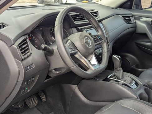 Used 2020 Nissan Rogue SL image 13