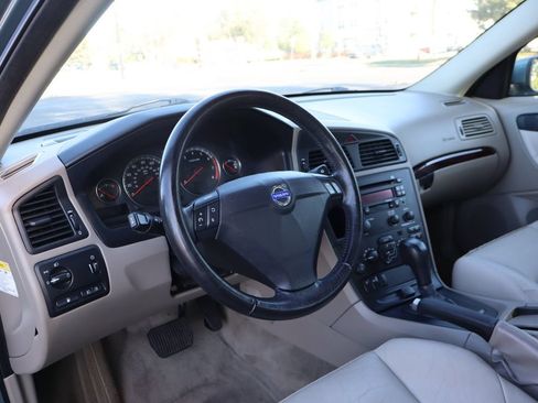 Used 2004 Volvo S60 2.5T AWD/4WD image 15
